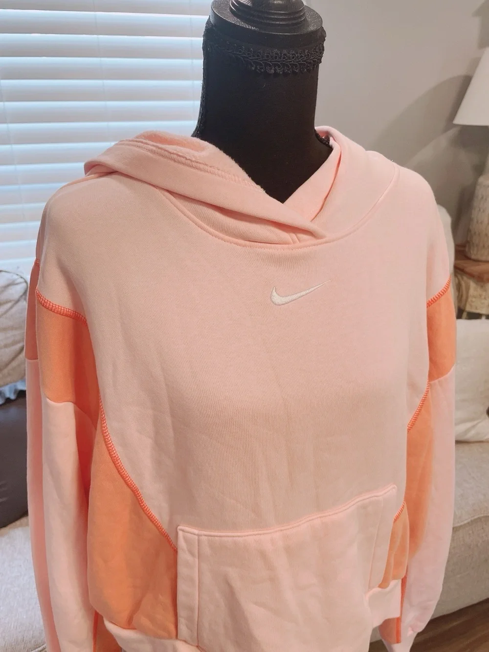 Nike Pink & Orange Cropped Hoodie Size XL